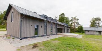 Фото номера Коттедж с 6 спальнями Дома для отпуска Kalaranna Holiday Home г. Eisma 8