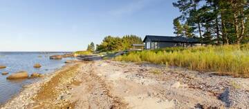 Фото номера Коттедж с 6 спальнями Дома для отпуска Kalaranna Holiday Home г. Eisma 16