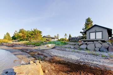 Фото номера Коттедж с 6 спальнями Дома для отпуска Kalaranna Holiday Home г. Eisma 13