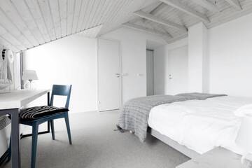 Фото номера Коттедж с 6 спальнями Дома для отпуска Kalaranna Holiday Home г. Eisma 30